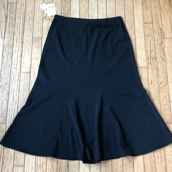 NWT VINTAGE TRADITION NAVY BLUE SKIRT - Picture 3 of 8